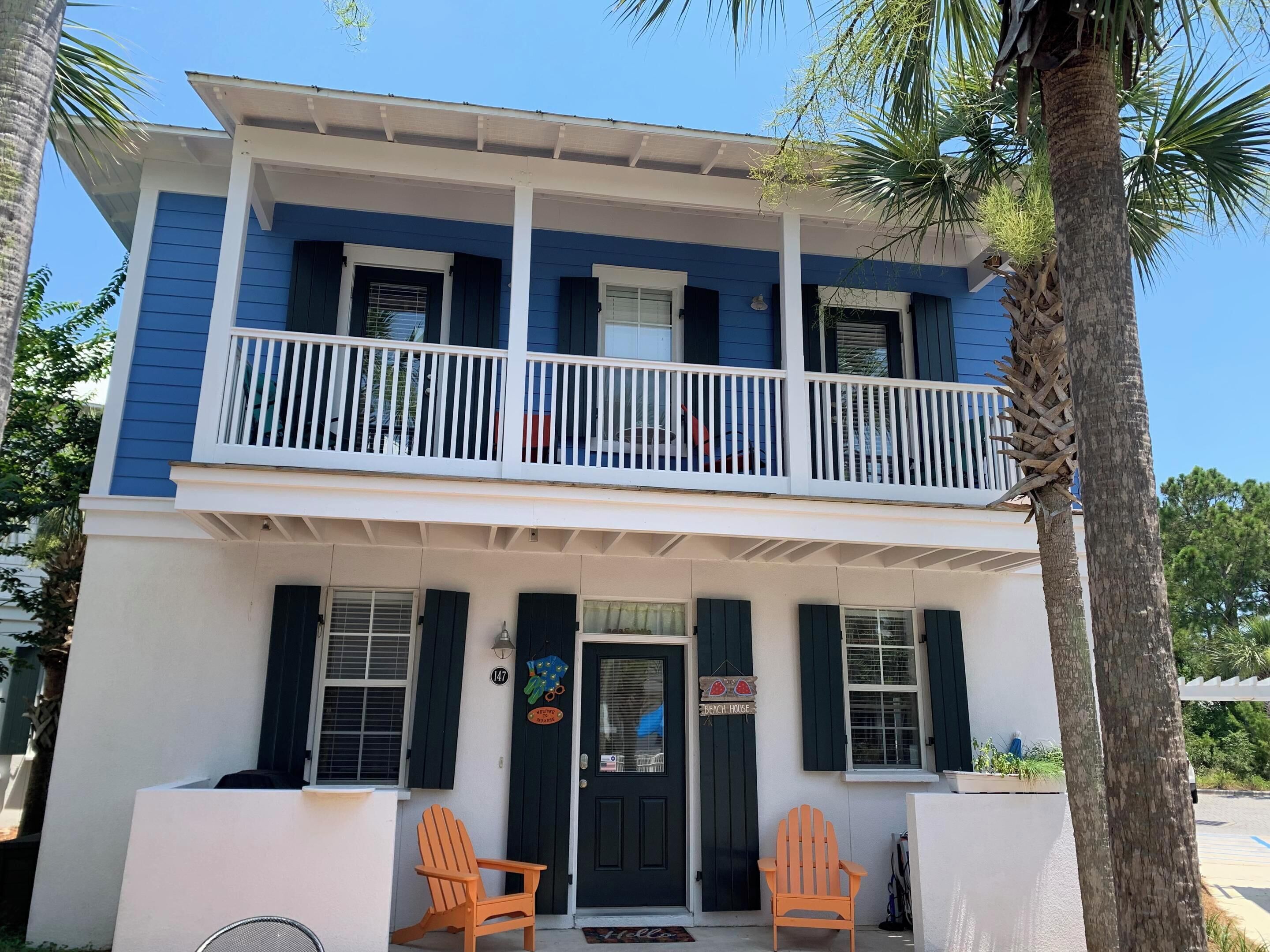 Close to Beach with Pool and Four Bicycles