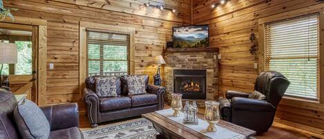 Fernseher, Kamin, Videospiele, Tischfußball