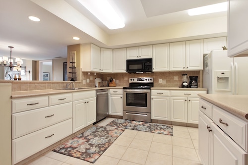 Ocean One 219 - Oceanfront 2nd Floor Condo