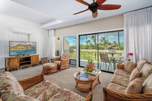 Flachbildfernseher, DVD-Player, Stereoanlage