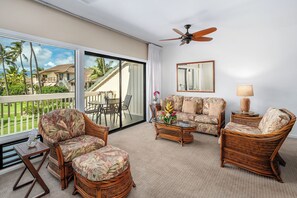 Flat-screen TV, DVD player, stereo