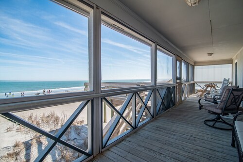 McInnes 764 5BR Oceanfront Pawleys Island