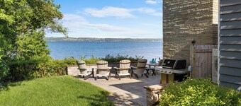 Cape on the Lake: Park-like Setting on Seneca Lake!