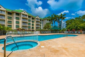 A heated pool - Sunrise Suites Condo with Views, Pool, Hot Tub - Dogs Welcome (Key West)