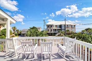 Terrace/patio - Strike II - Four Bedroom, Three 1/2 Bath Second Row Beach House (Garden City Beach)