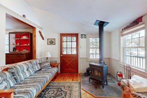 تلفزيون، مشغل دي في دي، كُتُب، مكتبة فيديو