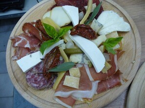 Daily buffet breakfast (EUR 14 per person)