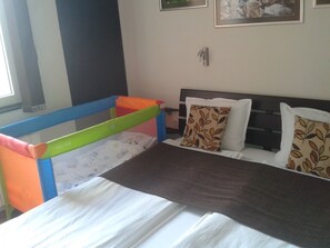 Economy Apartment, 1 Bedroom, Non Smoking, Kitchenette