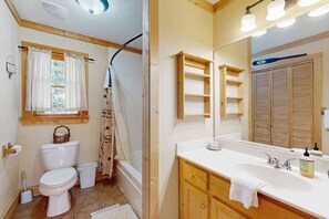 Gratis toalettartiklar, hårtork och handdukar