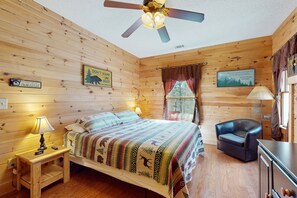 3 chambres, fer et planche à repasser, Wi-Fi, draps fournis