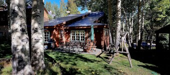 Charmig 3 plus sovrum hem pÄ den vÀstra Ànden av staden. $ 250 / nt till 4/7