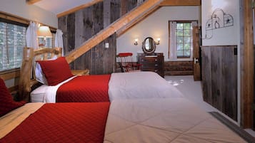 3 slaapkamers, een bureau, een strijkplank/strijkijzer, reisbedje