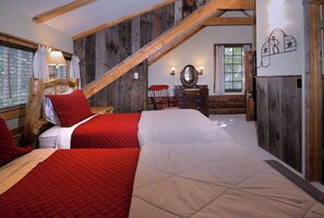 3 bedrooms, desk, iron/ironing board, travel cot - Gothic Charmer,Charming home on the West End of CB (Crested Butte)