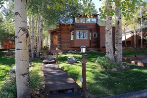 Exterior - Gothic Charmer,Charming home on the West End of CB (Crested Butte)