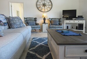 TV, DVD player