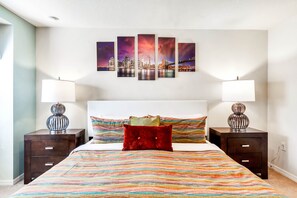 4 habitaciones, tabla de planchar con plancha, wifi y ropa de cama 