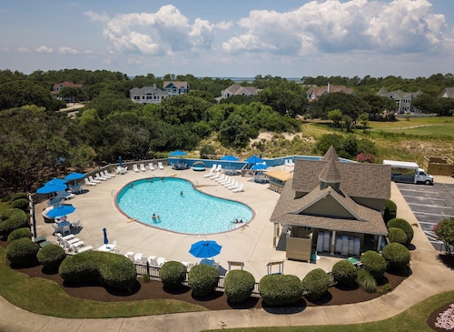 Blue-Eyed Lookout: Dog-Friendly, Private Pool, Hot Tub