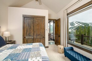 4 Schlafzimmer, Bügeleisen/Bügelbrett, kostenloses WLAN, Bettwäsche