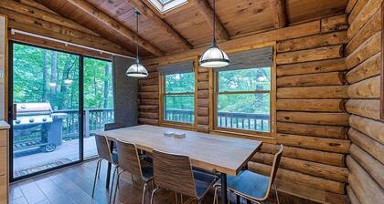 Mountain Cove | Hot Tub Log Cabin for Groups Near Black Mtn + Biltmore Pass