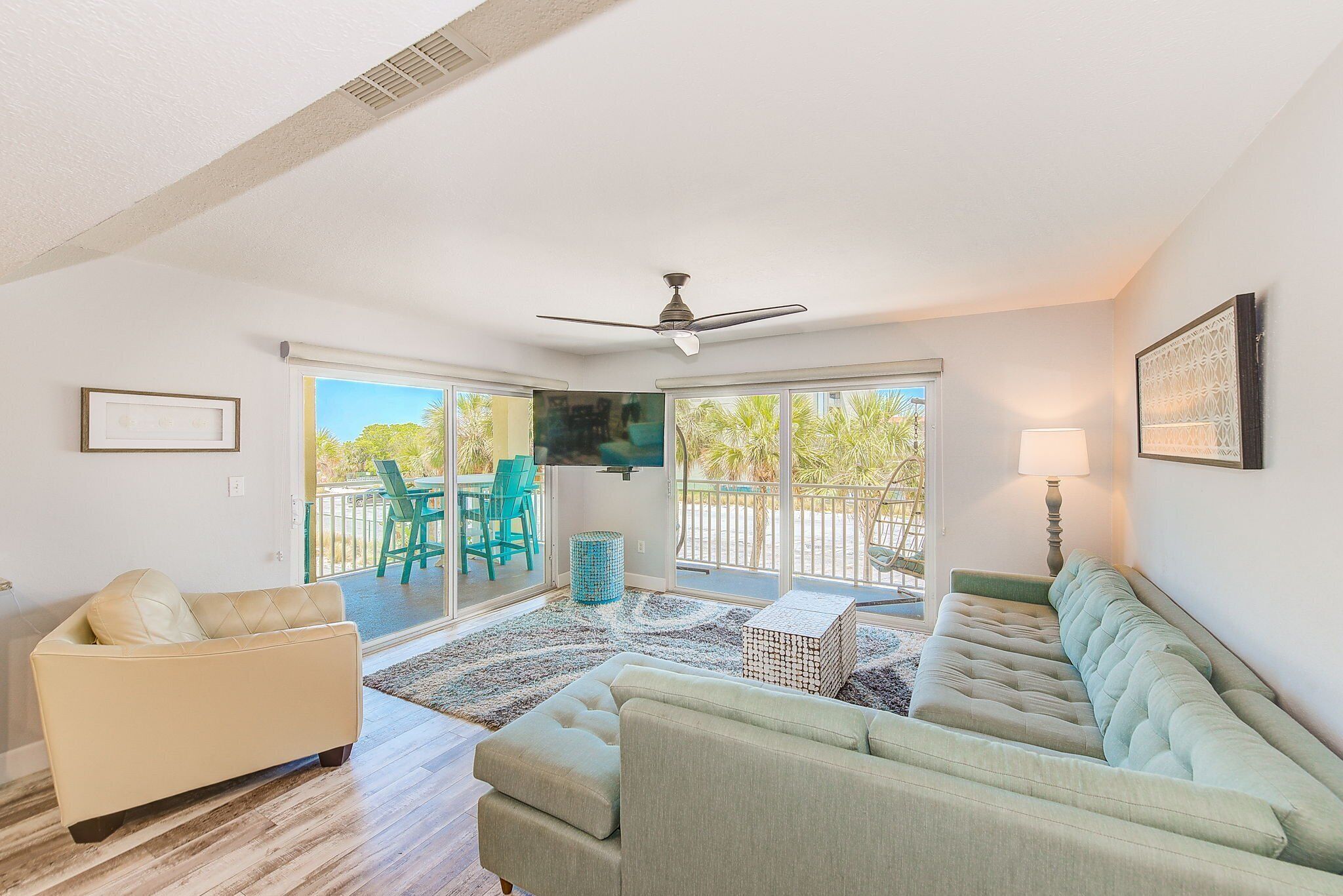 Sunset View for 10, Heated Pool, Steps to the Beach! 108