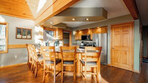 Coffee/tea maker, fridge, microwave, oven - Mountain Chalet w/ Hot Tub, Views & Game Room (McHenry)
