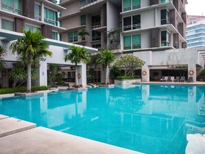 Outdoor pool - Wallace P Staycation (Kuala Lumpur)