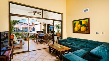 Télévision, espaces bureaux