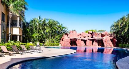 Sunrise 16☺Family Setting, Big Pool Beach facing in towns ♥