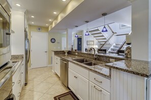 Interior - 1423 S. Beach Villa - Catch A Glimpse of Calibogue Sound & Beach (Hilton Head Island)