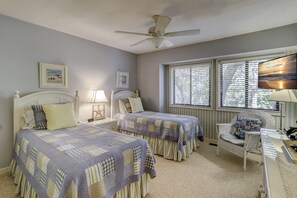 4 Schlafzimmer, Bügeleisen/Bügelbrett, kostenloses WLAN, Bettwäsche