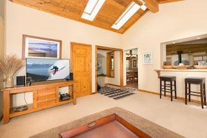 TV, fireplace, table football, stereo - Victory Place at Palisades - 5 BR - Hot Tub - Pool Table- Ski Shuttle! (Olympic Valley)