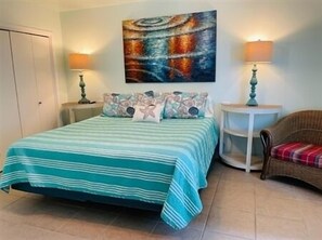 4 bedrooms, internet, bed sheets