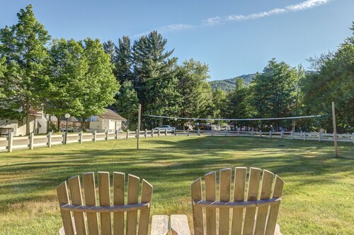 Convenient Condo with Pool & Hot Tub - Mountain Views, Near Town & Slopes