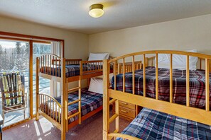 2 間睡房、上網、床單