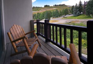 Terrace/patio - Black Bear Luxury,Gorgeous ski in/out unit,hot tub (Mt. Crested Butte)