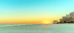 Imagen sin descripción, 5 de 49, botón