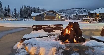 Pet Friendly | Trailhead Lodges 134 | Pool, Hot Tub & Fitness Center | Sleeps 10