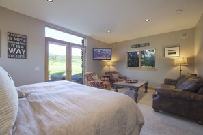 5 bedrooms, iron/ironing board, travel cot, free WiFi