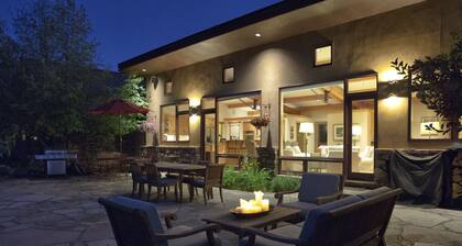 Targhee Lodge Stunning Family Friendly Home in Alta, WY. Hot Tub, Privacy