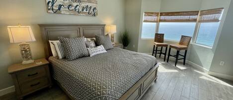 3 dormitorios, tabla de planchar con plancha, wifi gratis y ropa de cama