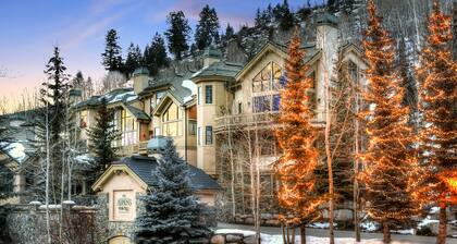 Pintoresco Ski-In Ski-Out de lujo Beaver Creek Village Townhome, jacuzzi privado
