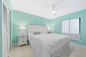 3 habitaciones, tabla de planchar con plancha, wifi y ropa de cama 