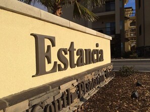 Exterior detail - Ground Floor | Full Kitchen | Kokopelli Suite (Saint George)