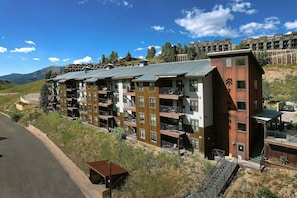Exterior - The North Face, Hot tub, Timbers Condo, Shuttle (Mt. Crested Butte)
