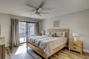 4 bedrooms, iron/ironing board, travel crib, free WiFi