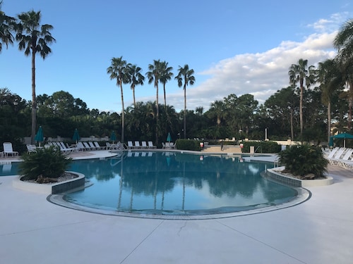 PEACEFUL PGA VILLAGE CONDO