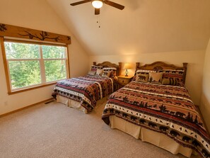 3 bedrooms, iron/ironing board, travel crib, free WiFi
