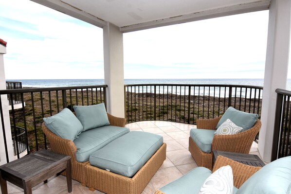 Property grounds - DR 1403- Beautiful Oceanfront Condo at Duneridge Resort. Sleeps 6. (Wrightsville Beach)