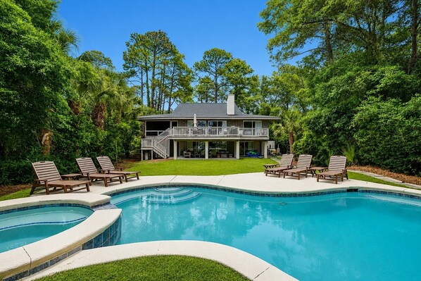 A heated pool - 16 Painted Bunting - Oceanfront Home with Private Pool & Spa. (Hilton Head Island)