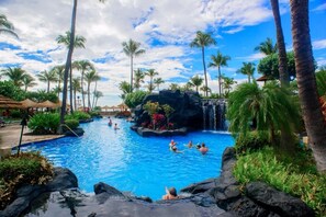 Pool - Maui Resort Rentals: Marriott's Maui Ocean Club 1BR Oceanview Villa (Lahaina)